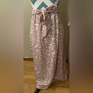 Large mauve flowered skirt with tie belt